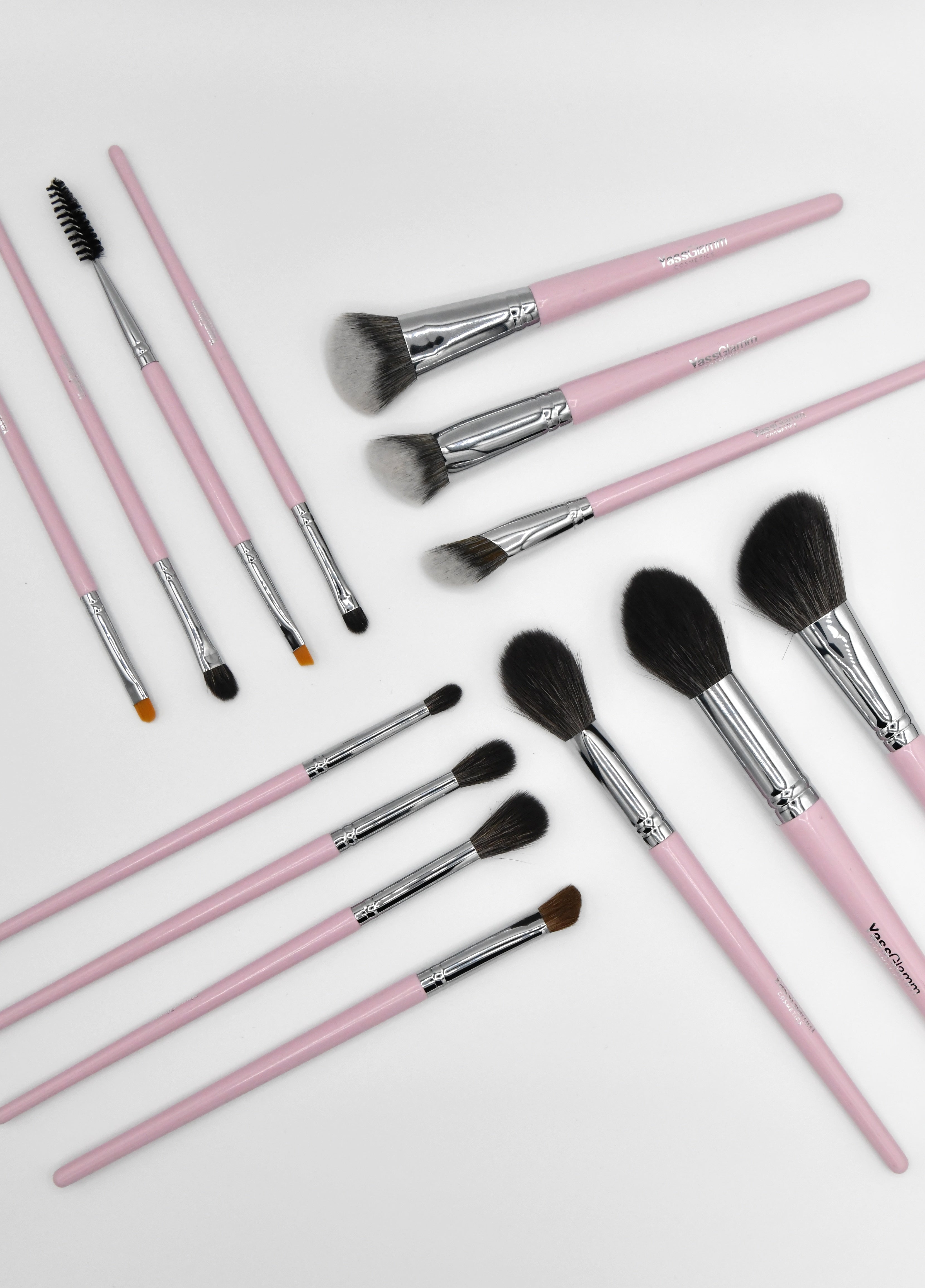 Set of 14 Brushes